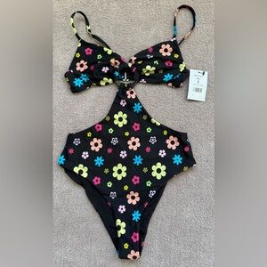 NEW -Beach Riot - One Piece - Kirsten - Black Y2K BOUQUET - NWOT
